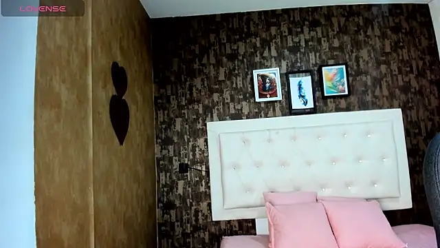 katty__collins's cam snapshot