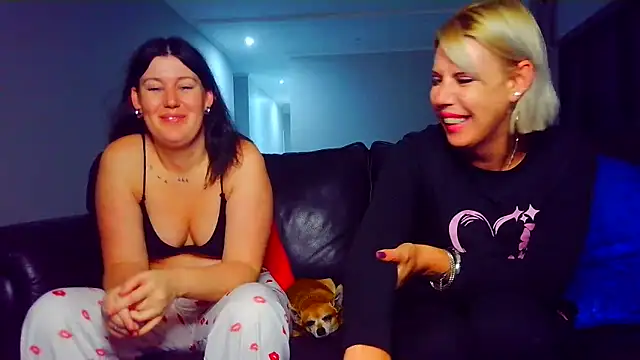 TheFun_House's cam snapshot