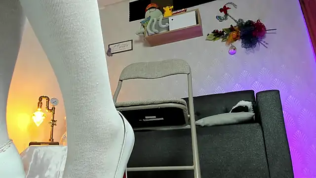 Alaia_Love77's cam snapshot