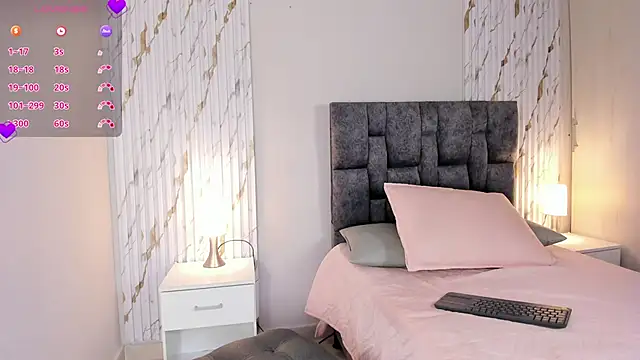 MissVioleet_'s cam snapshot