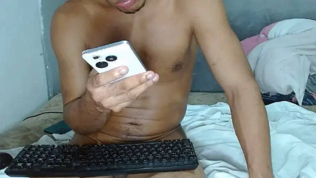 chica_sexy05's cam snapshot