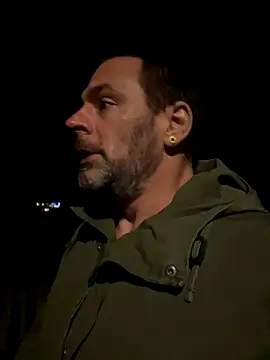 _madbull_'s cam snapshot