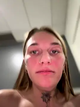 chloetease's cam snapshot