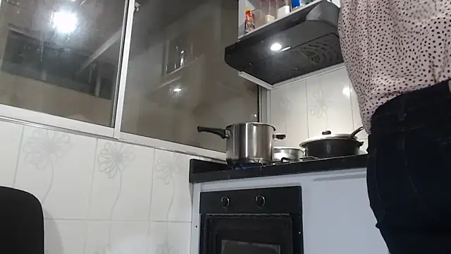 kateleyagrey's cam snapshot