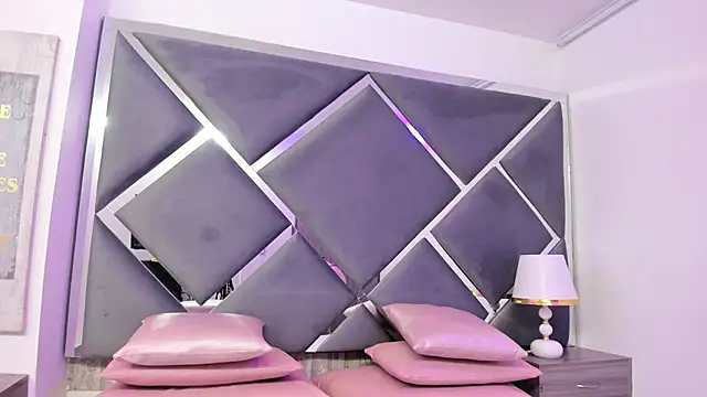 Charlotte_Myers's cam snapshot