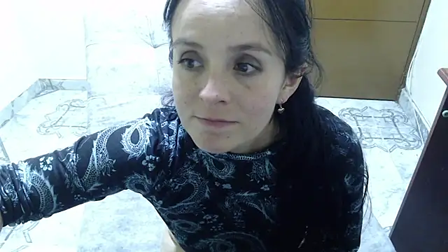 antara_hotgirl's cam snapshot