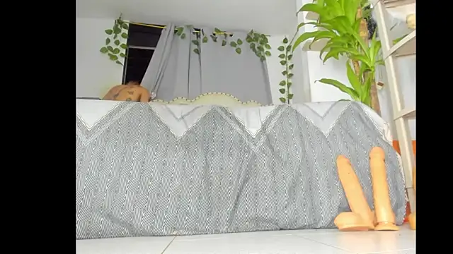 khalyn_jenner live sex cam