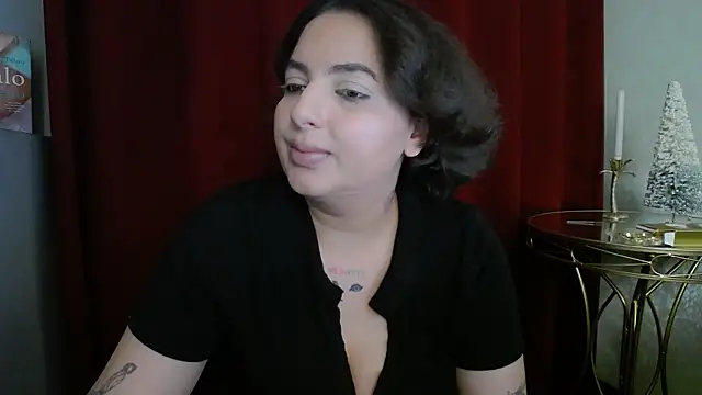 BustyAllyy's cam snapshot