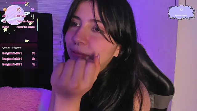 Melody_Black_'s cam snapshot