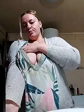 Mommygetnaughty's cam snapshot