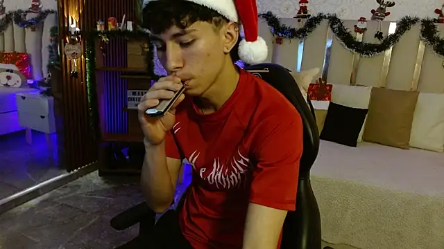 kaelwolf_tay's cam snapshot