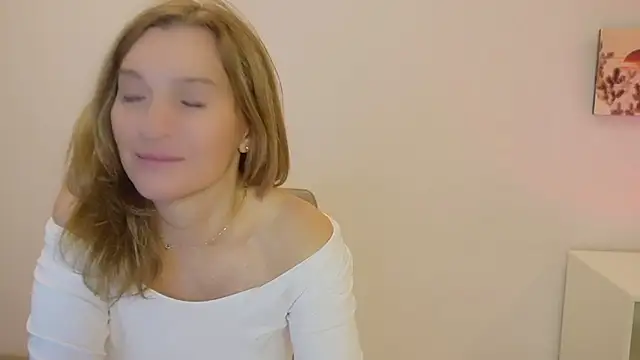 ms_natty's cam snapshot