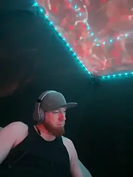 GenitalWars's cam snapshot