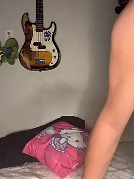 ninapellegrini17's cam snapshot