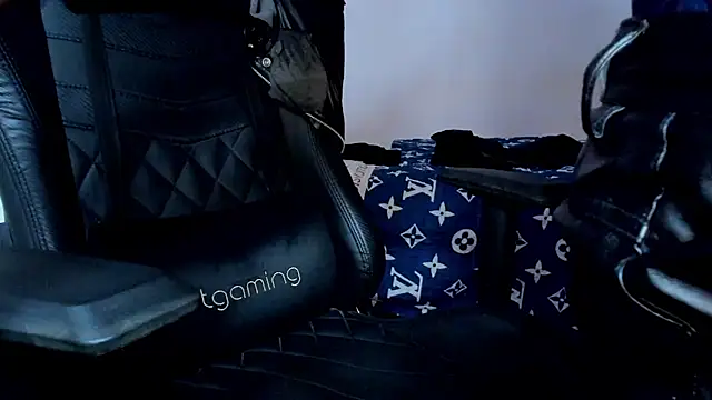 Tommy_Bred's cam snapshot