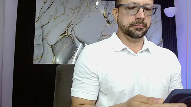 robert_poison1's cam snapshot