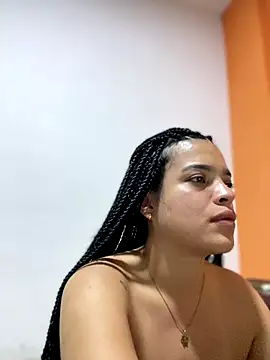 JuanitaMore01 live sex cam