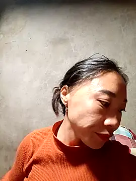 -Chua-90 live sex cam