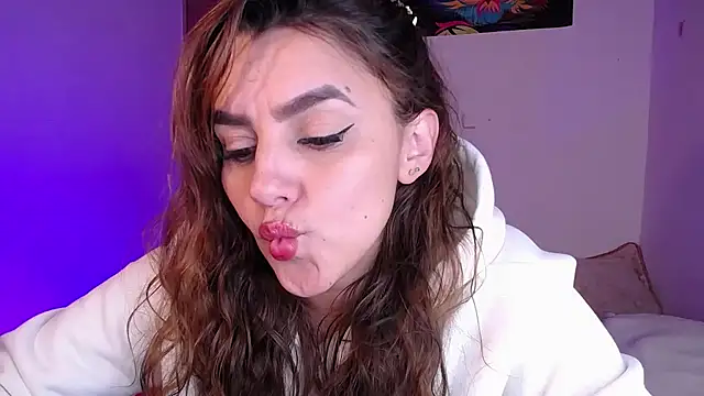 Lu_perez's cam snapshot