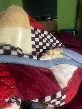 AnonymousBBCforTheMummies's cam snapshot