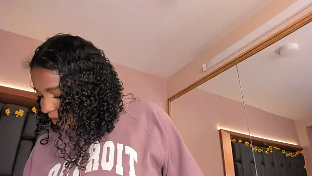 LisaMendez's cam snapshot