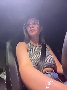 Isabella_Varella live sex cam