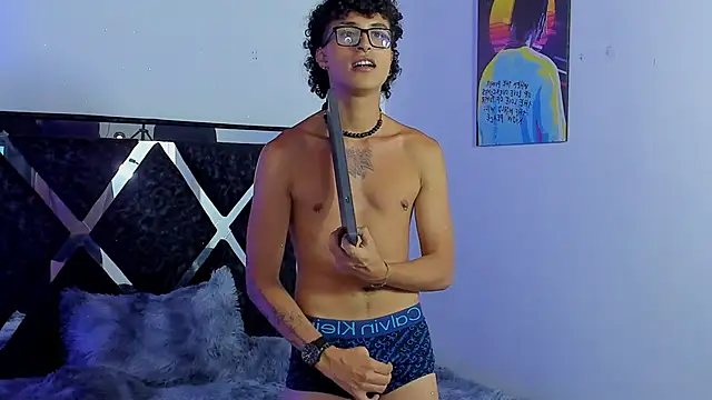 eliasferragamo's cam snapshot