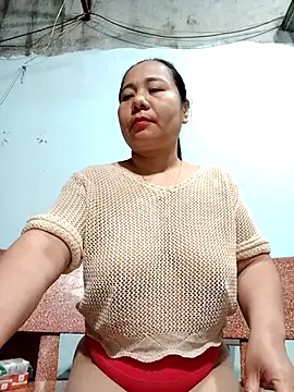 Queen-18200's cam snapshot