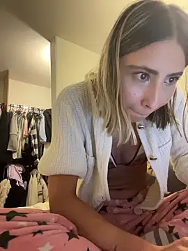 Ameellie's cam snapshot