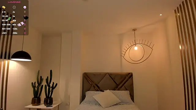 AliceHarper_'s cam snapshot