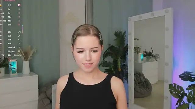 JanetMoor's cam snapshot