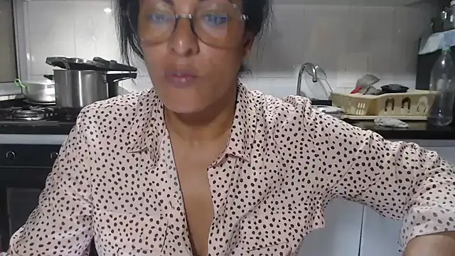 kateleyagrey's cam snapshot