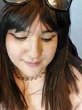 ItsNaiixa live sex cam