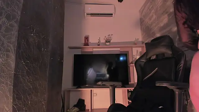 LunaBaker-1 live sex cam