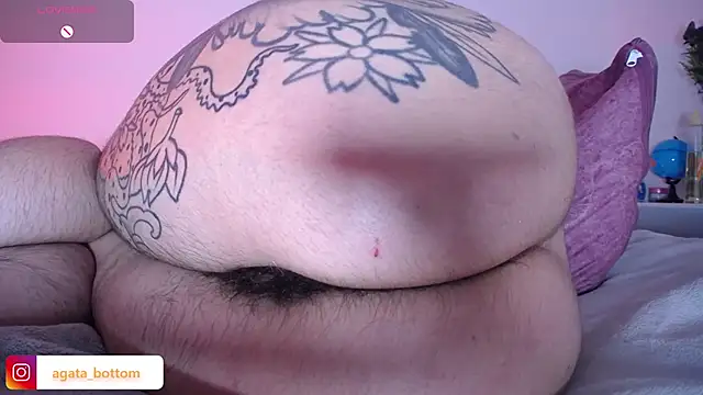 NewAgatha_Bolton live sex cam