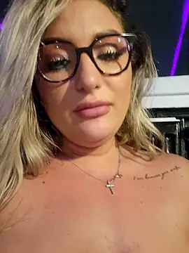 Blondie_Sasha live sex cam