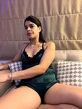 Leah_Honey26 live sex cam
