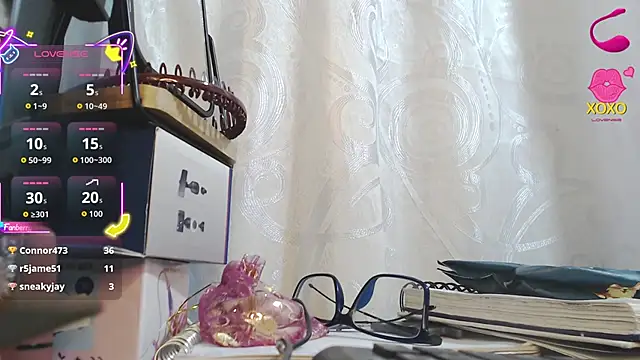 mia_donatto369's cam snapshot