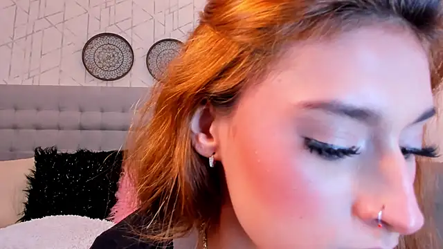 MikaelaJason's cam snapshot