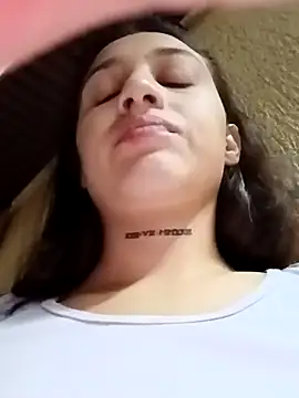 Annie_15's cam snapshot