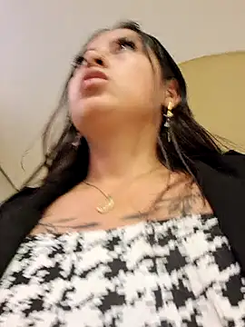 LunaHot_777's cam snapshot