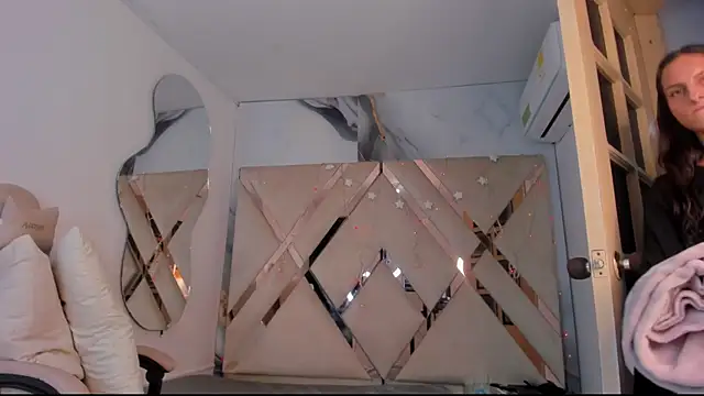 ninaht's cam snapshot