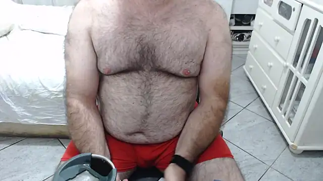 MysterBearMG live sex cam