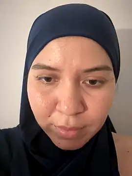 MatchedEyebrow live sex cam