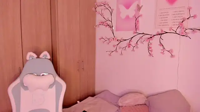 alexa_6908's cam snapshot