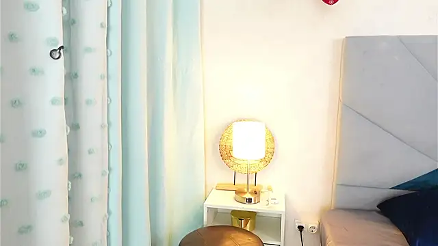 AshiaEkta1 live sex cam