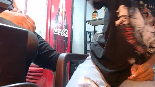 DAELAA's cam snapshot