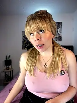 carolina16love's cam snapshot