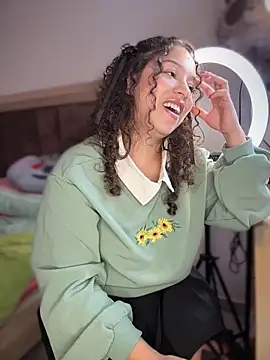 Shara_dreams's cam snapshot