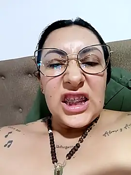 You-kitty2025's cam snapshot